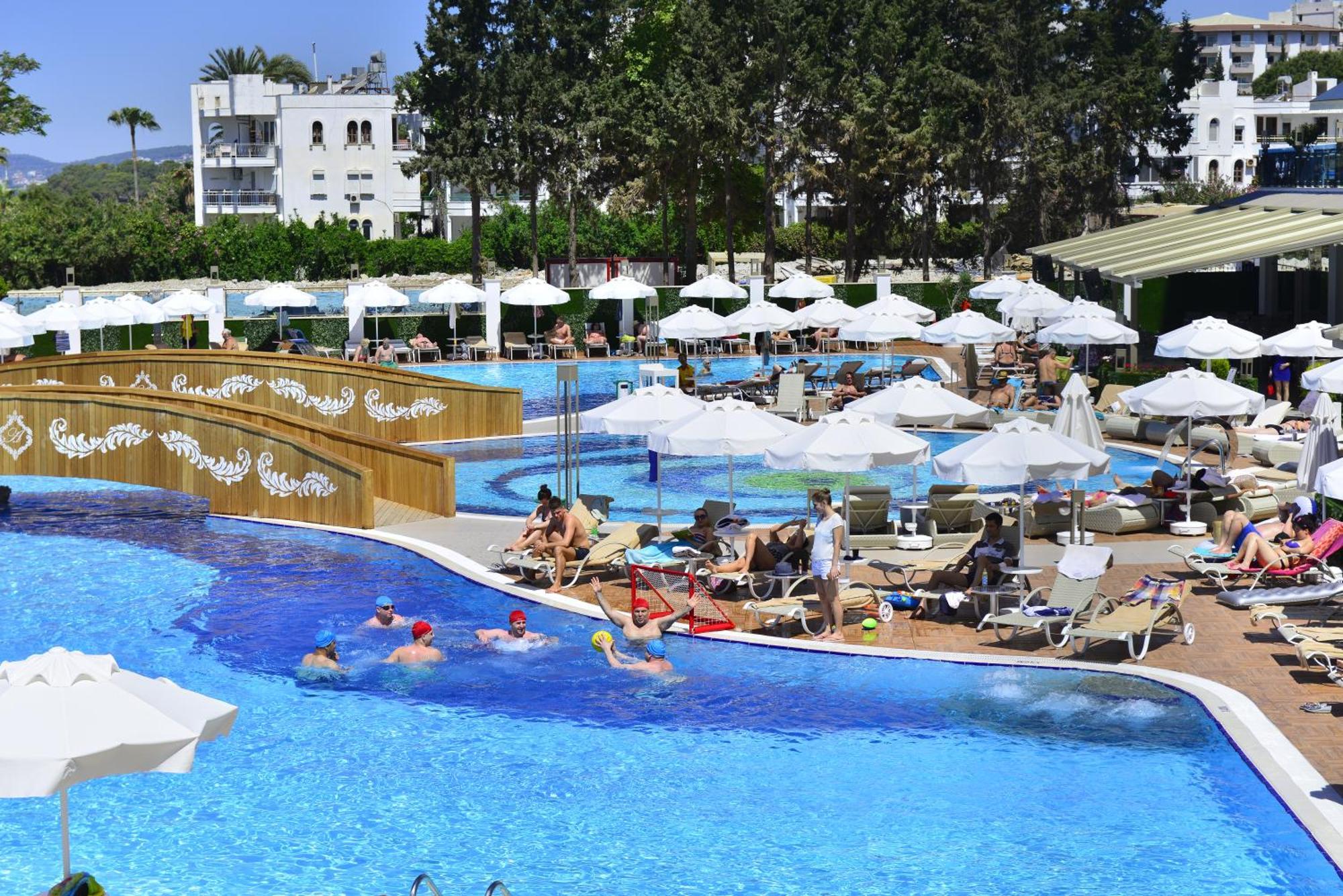 Azura Deluxe Resort & Spa Avsallar Bagian luar foto