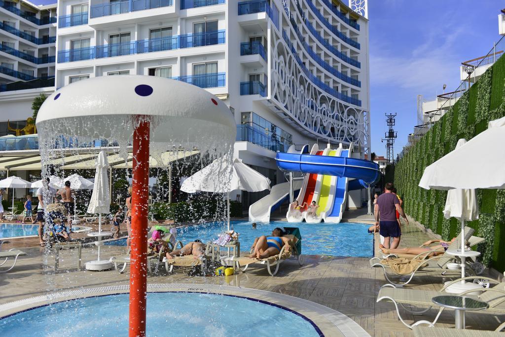 Azura Deluxe Resort & Spa Avsallar Bagian luar foto