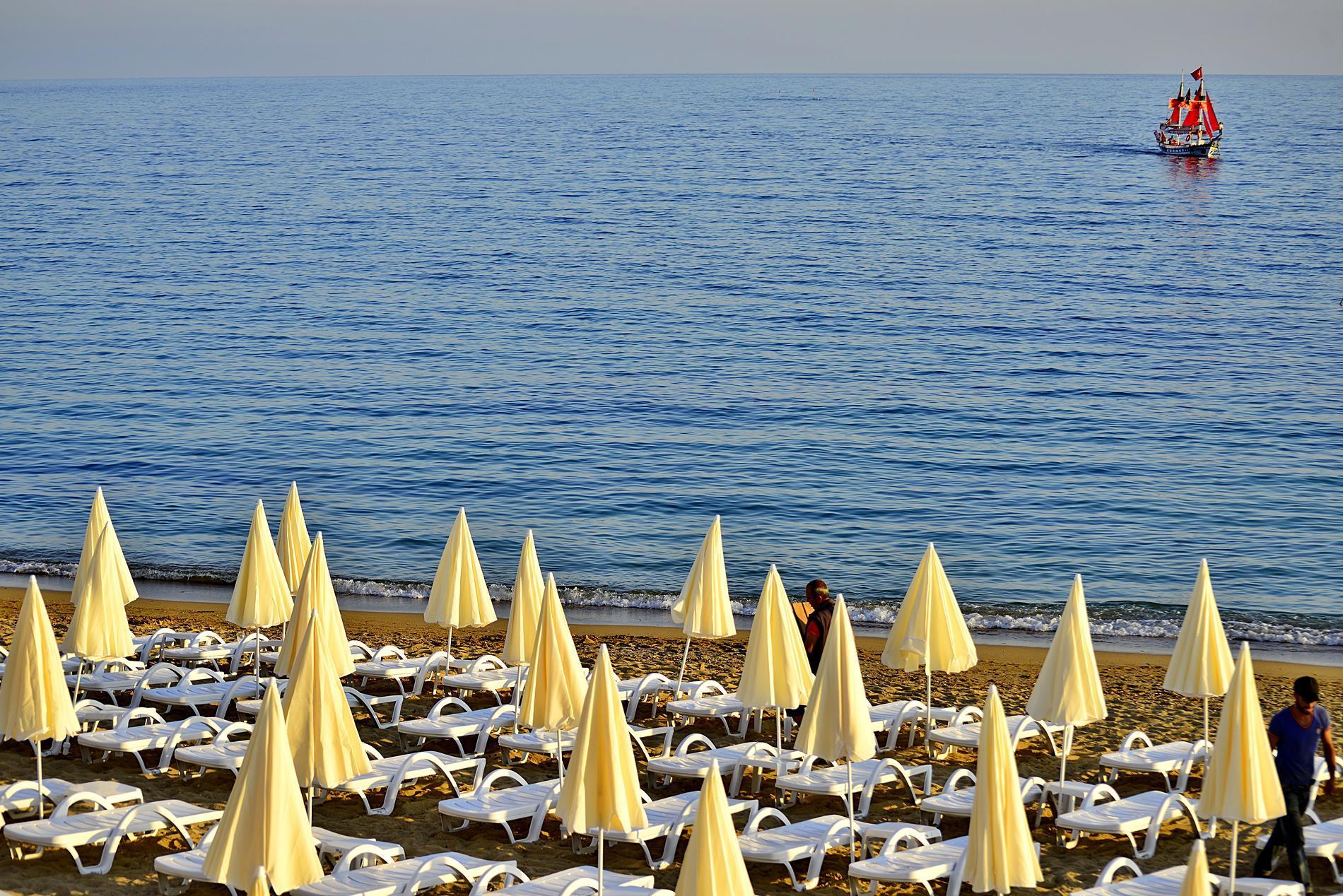 Azura Deluxe Resort & Spa Avsallar Bagian luar foto
