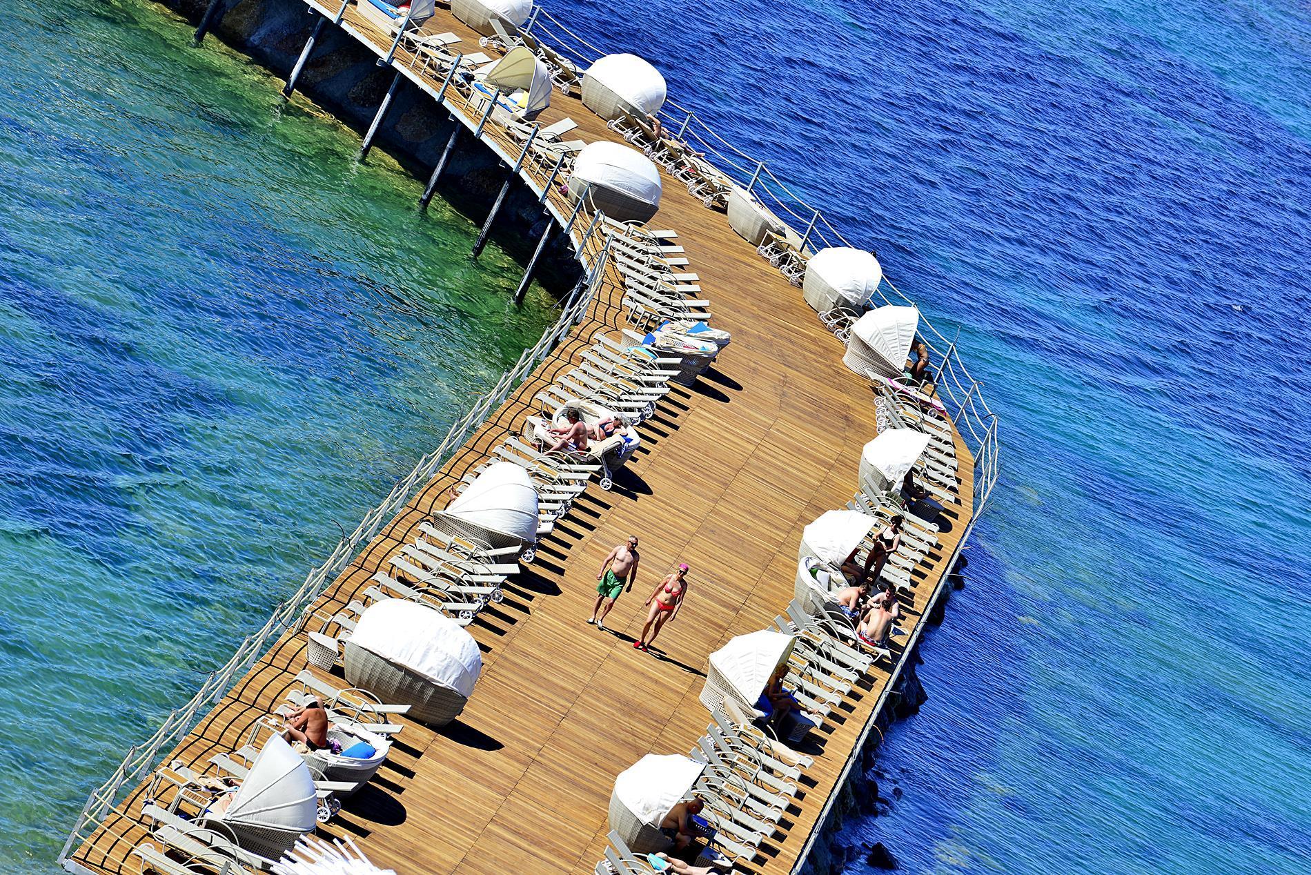 Azura Deluxe Resort & Spa Avsallar Bagian luar foto
