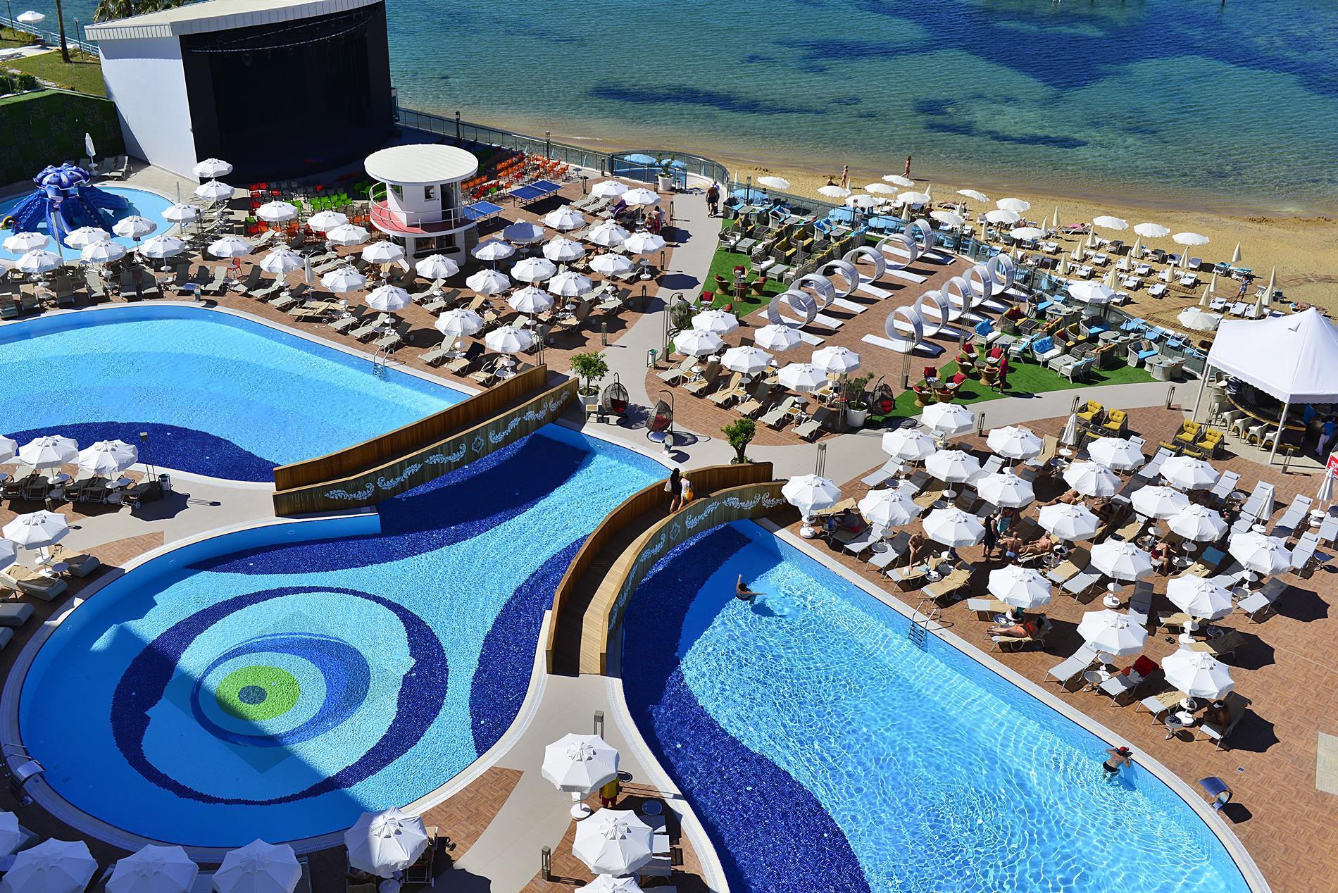 Azura Deluxe Resort & Spa Avsallar Bagian luar foto
